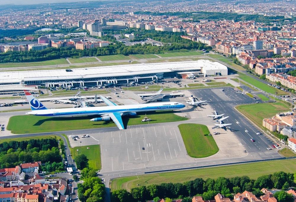 Warsaw airports